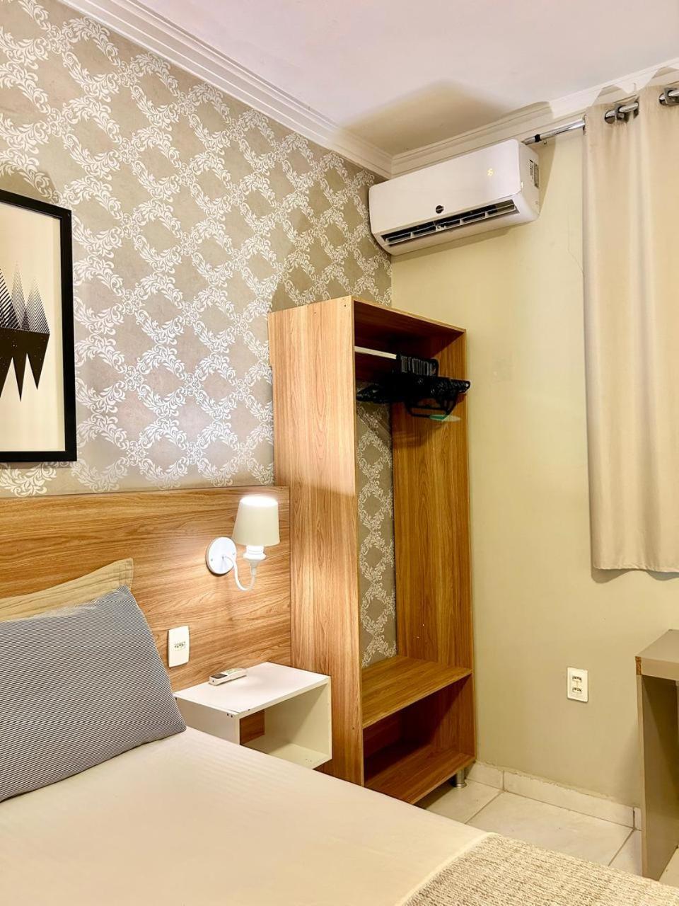 Elô Hostel Taguatinga Extérieur photo